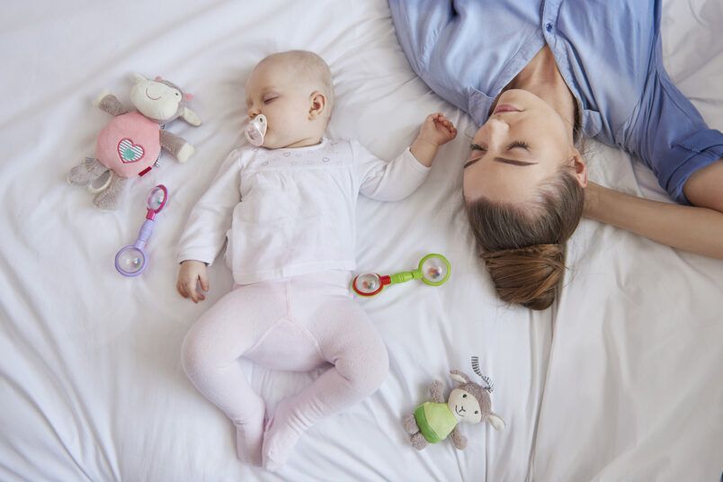 hoe white noise helpt om baby sneller te laten slapen
